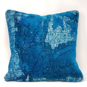 Kilim Pillow w/ Hypoallergenic Insert